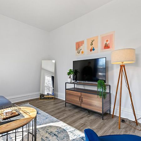 Casa Soleada In East Rock Near Dt And Yale Som With Free Parking And King Bed Apartment New Haven Ngoại thất bức ảnh